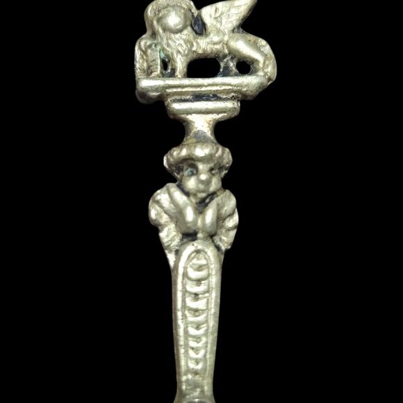 Vintage Small Ornate Serving Fork,Italian Olive Fork,Italy, Souvenir - Picture 4 of 7